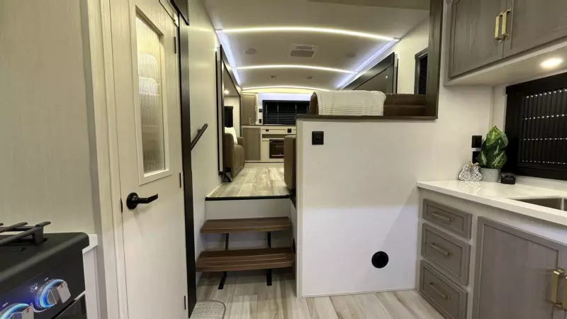 36FL Floorplan Main Room